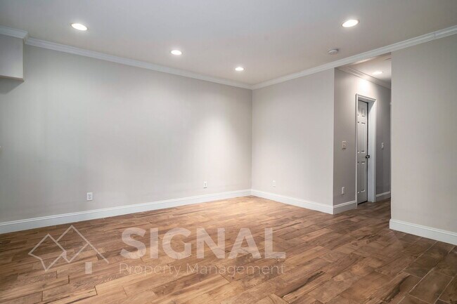 Building Photo - 3417 Wisterwood Ln