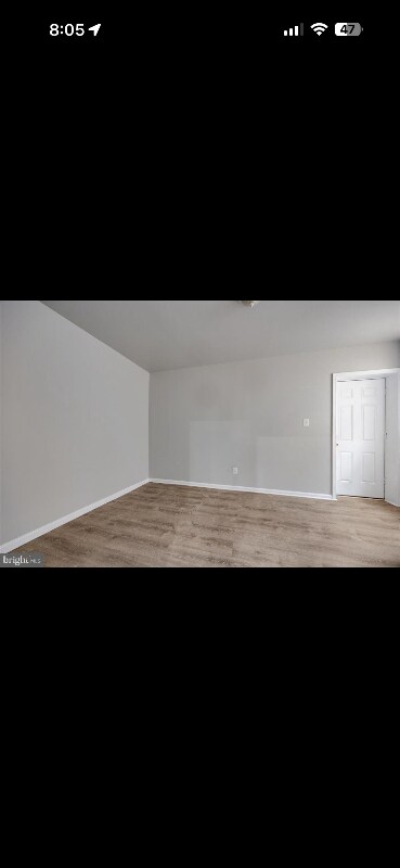 Building Photo - 109 W Logan St