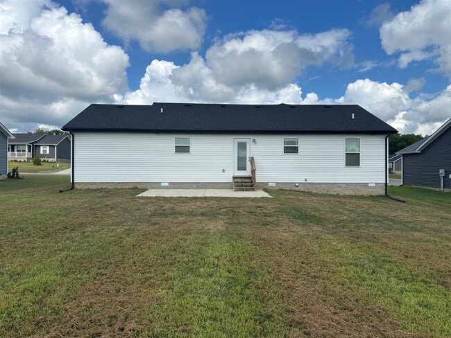 Building Photo - 468 Deluth Dr