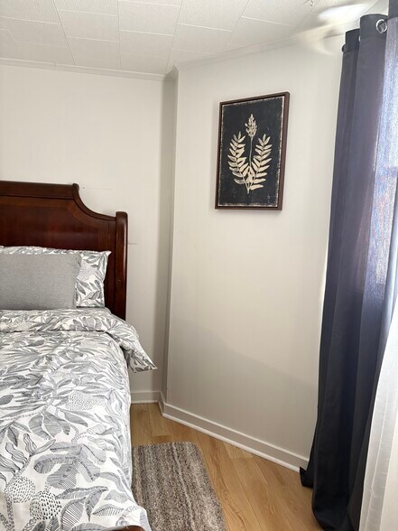 Building Photo - 313 Hixson Ave