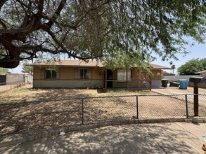 Building Photo - 6316 W Catalina Dr