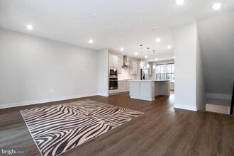 Building Photo - 11003 Resort Road