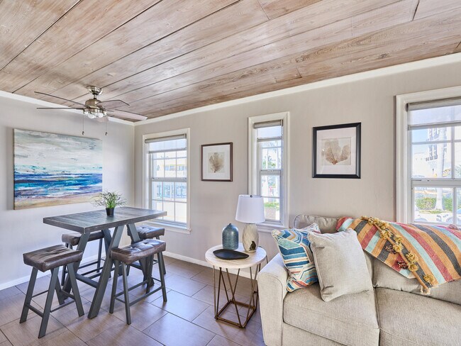 Building Photo - 1214 E Atlantic Ave