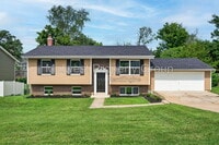 Building Photo - 13 S Perry Cir