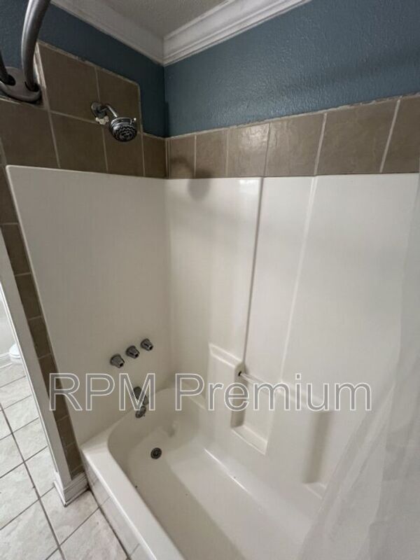 Building Photo - 4429 39th St