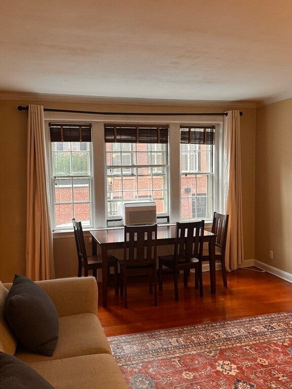 Building Photo - 92 Beacon St