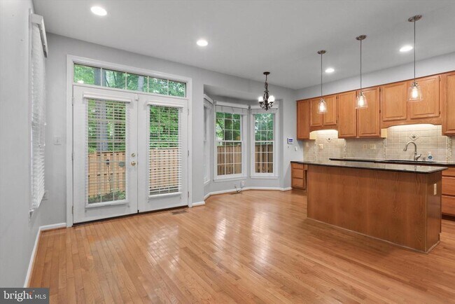 Building Photo - 11300 Fairwind Way