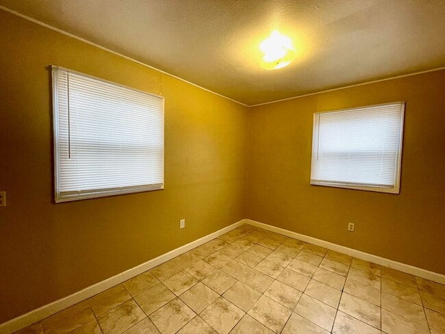 Building Photo - A place to call your own ** Section 8 appr...