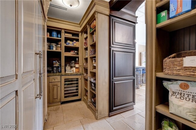 Building Photo - 11 Sable Ridge Ct