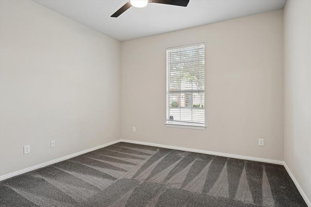 Building Photo - 11589 Snyder Dr