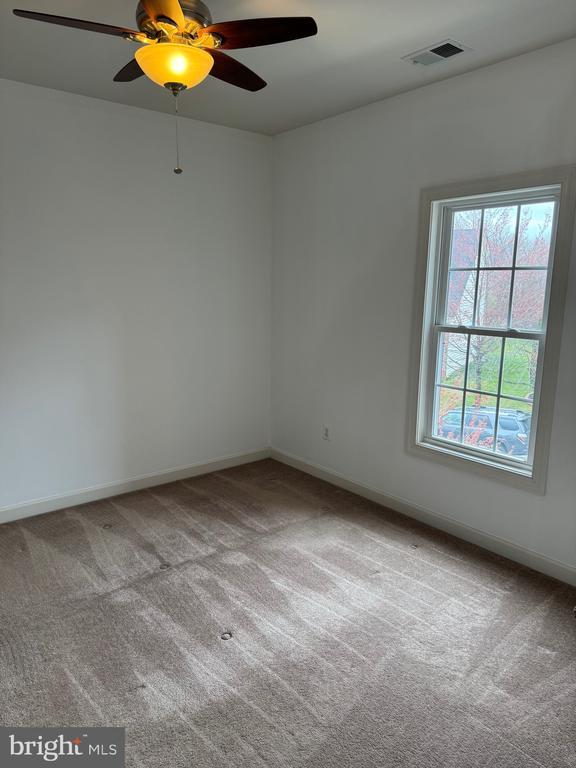 Building Photo - 5105 Hugunin Way