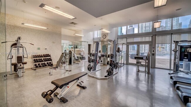 Building Photo - 92 SW 3rd St