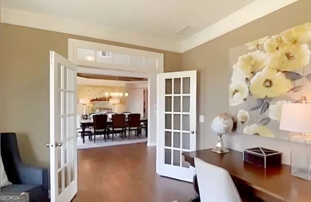 Building Photo - 5325 Chesire Ct