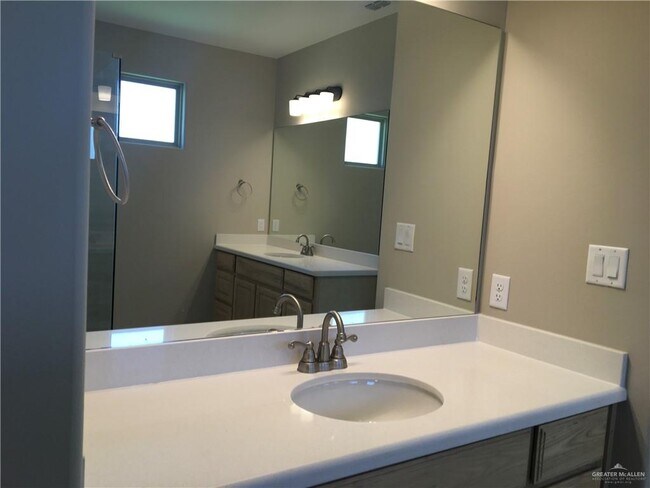 Building Photo - 29 Mylie Way