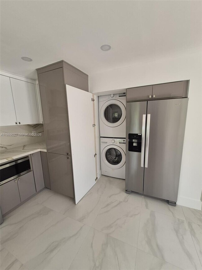 Building Photo - 270 NW 147th St