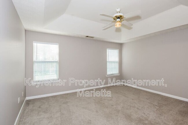 Building Photo - 1393 Treewood Trail