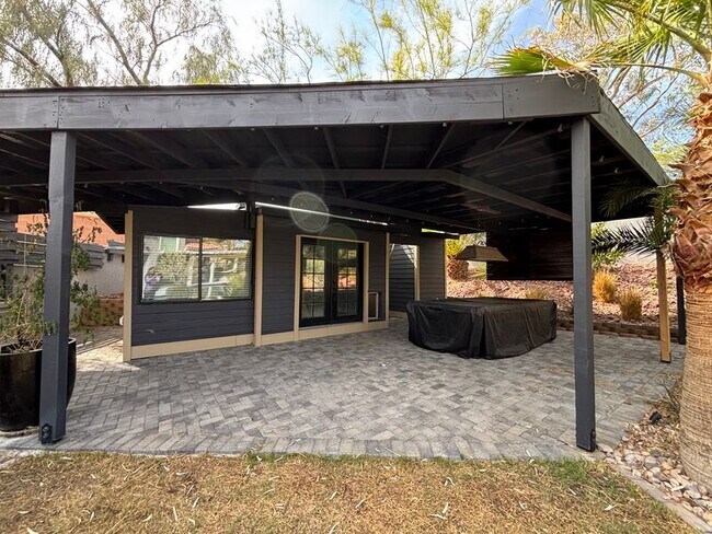 Building Photo - 11548 Valentino Ln