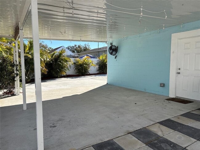 Building Photo - 2919 12th Ave N