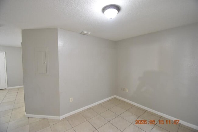Building Photo - 1501 E Palifox St