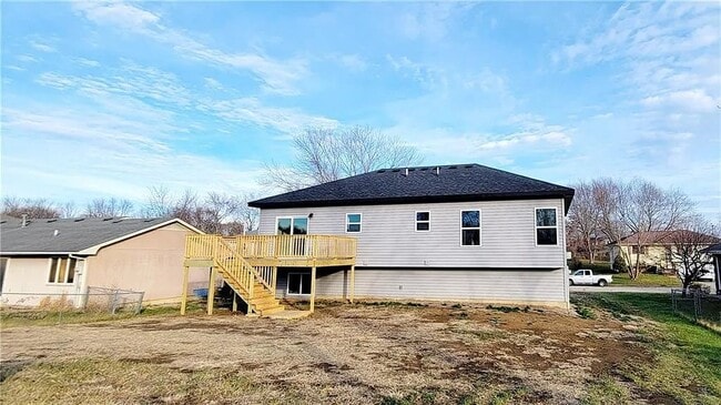 Building Photo - 216 Sellman St