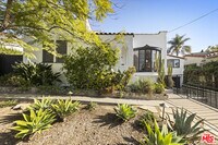 Building Photo - 2226 Princeton Ave