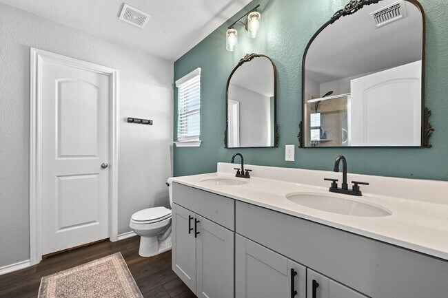 Building Photo - 317 Black Alder St