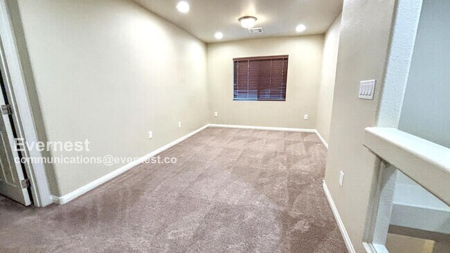 Building Photo - 5650 Dancing Bee Ct