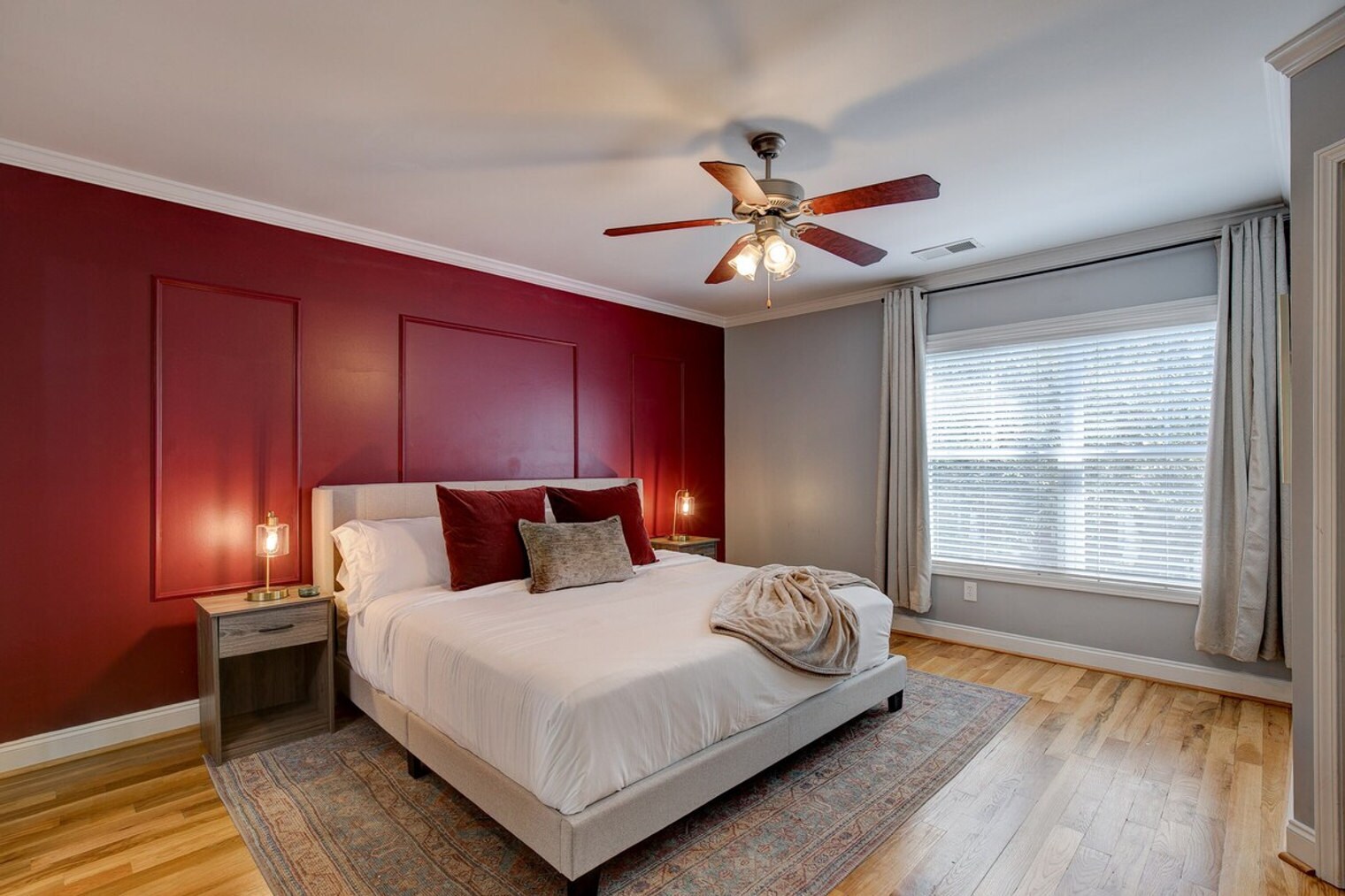 Building Photo - 617 Lake Forest Road