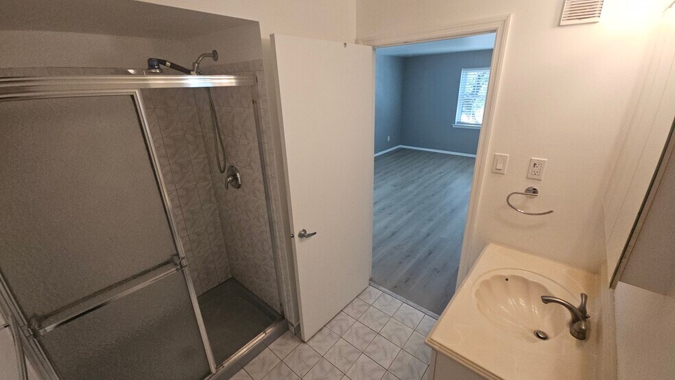 Building Photo - 42 Powderhorn Ct