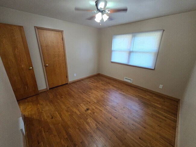 Building Photo - Remodeled 3-4 Br, 2 Bath Ranch style home, fenced in yard, garage, patio, full basement