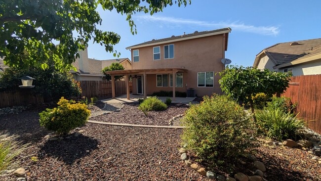 Building Photo - Must See! Cul de Sac Spacious 4 Bedroom