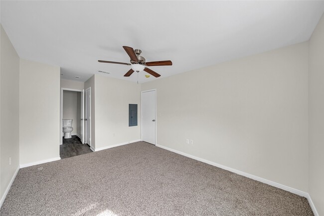 Building Photo - 12619 Ashford Meadow Dr