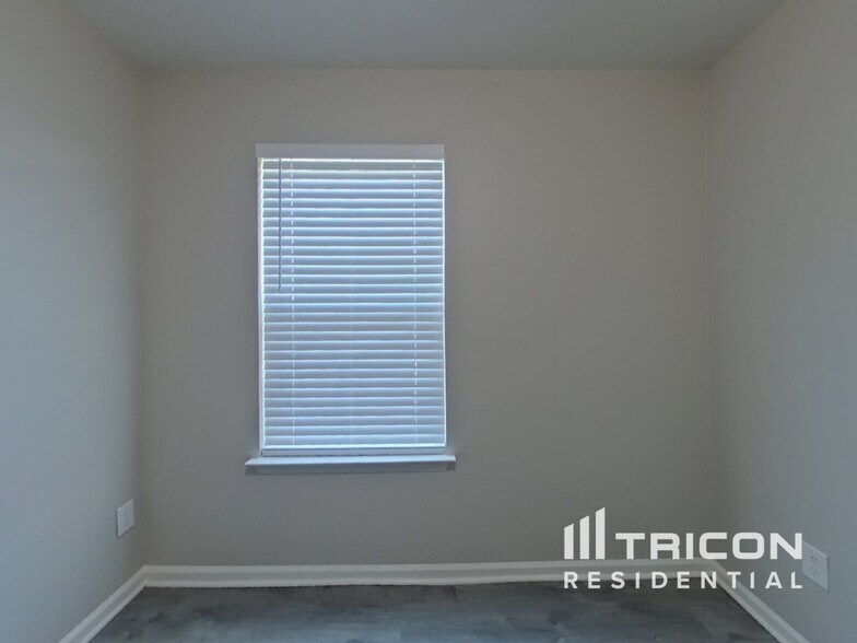 Building Photo - 2019 Slater Springs Dr