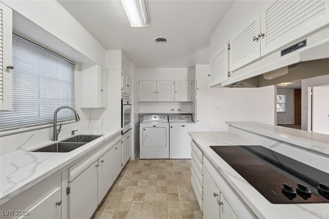 Building Photo - 4305 Via Olivero Ave