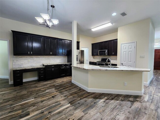 Building Photo - 25807 Elmley Pl
