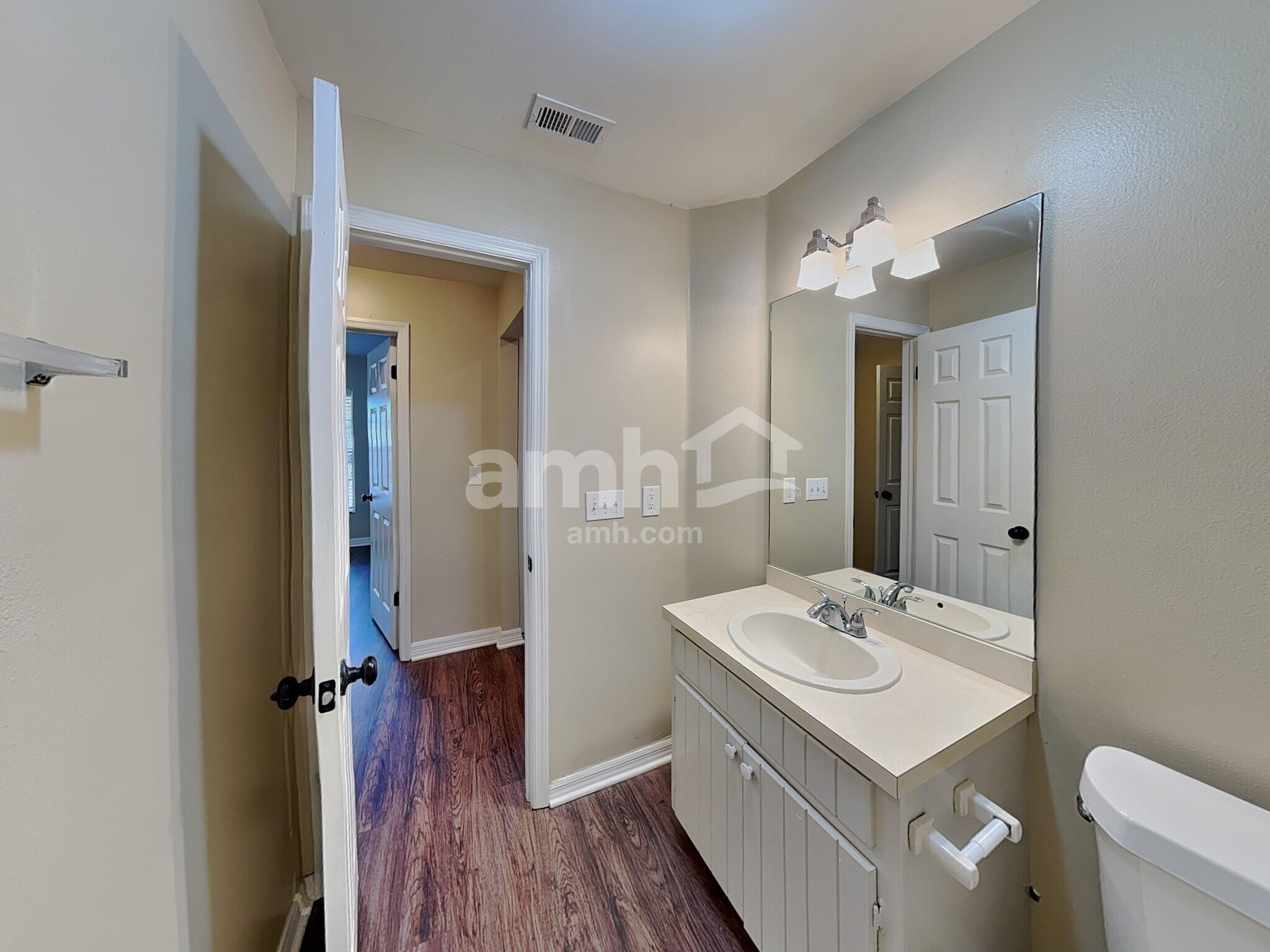 Building Photo - 6109 Cacao Dr