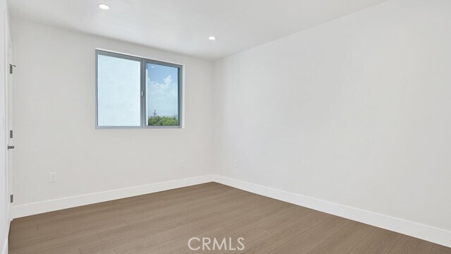 Building Photo - 1215 N Kingsley Dr