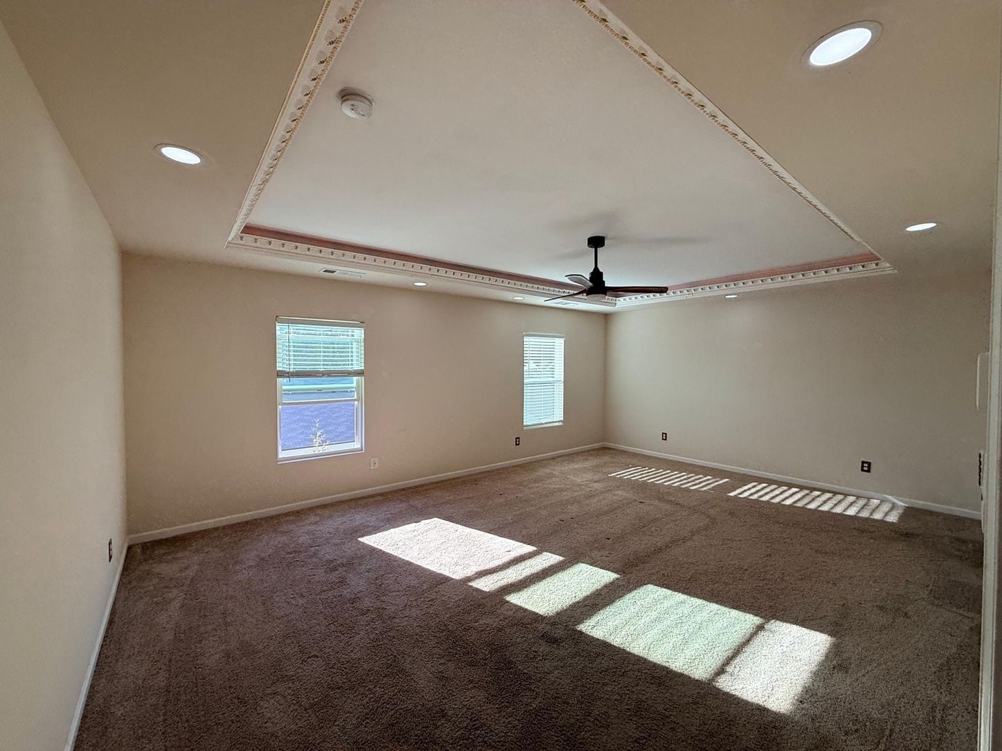 Building Photo - 532 Ruths Dr