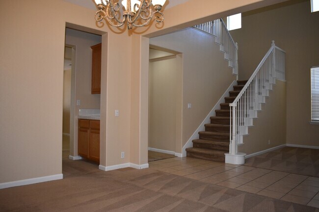 Building Photo - 1220 CAVALAIRE Ct