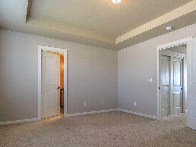 Building Photo - 3 Bedroom Corner lot Coming Soon in Carlton !