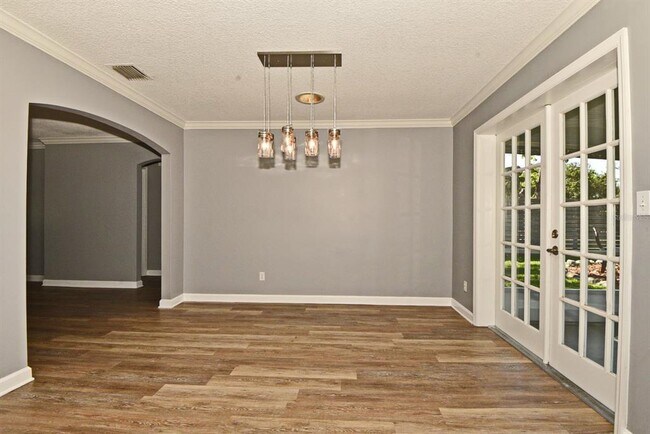 Building Photo - 2717 Scarlet Rd