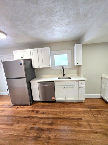 Building Photo - 89 Armistice Blvd