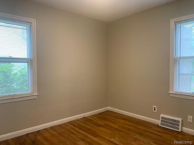 Building Photo - 557 N Harvey St