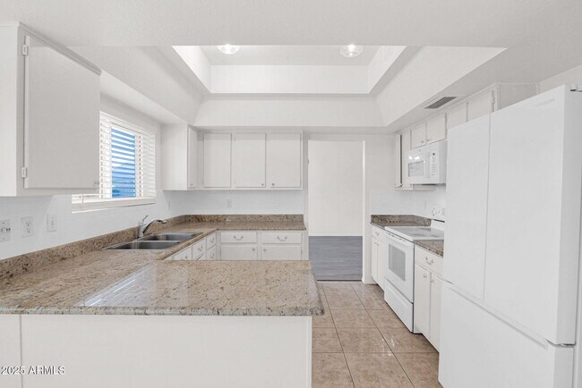 Building Photo - 3623 E Oraibi Dr