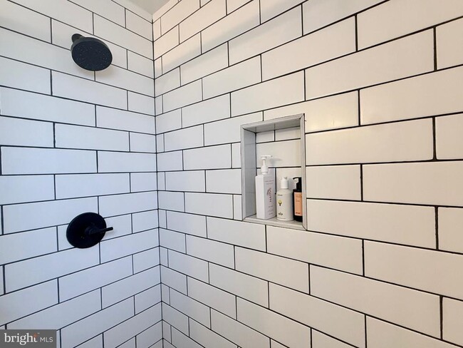 Building Photo - 4628 36th St S