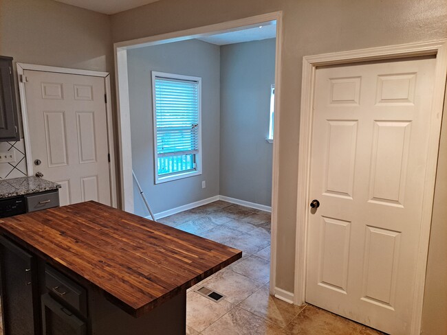 Dining Room - 1280 Hartford Ave SW