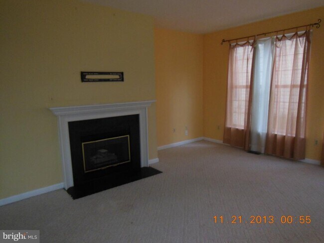 Building Photo - 11151 Yellow Leaf Way