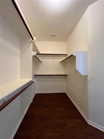 Building Photo - 5009 Royal Burgess Dr