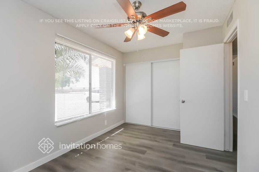 Building Photo - 732 W Flower Ave