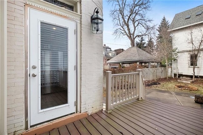 Building Photo - Luxurious 5-Bedroom Rental in the Heart of...